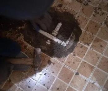 娄底市卫生间漏水维修公司为您分享下卫生间渗水如何处理及注意事项