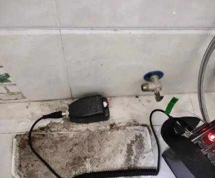 娄底市屋顶漏水维修公司分享下卫生间漏水的危害及解决方法